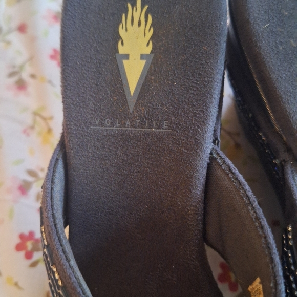 Y2k 2000s chunky sandals! - Picture 3 of 3